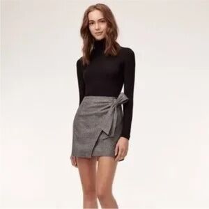 Aritzia Wilfred Wrap-Front Wool Cashmere Blend Mini Skirt Sz 2